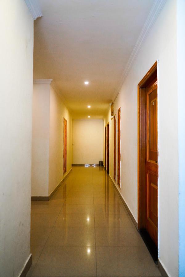 Hotel Akash Regency Manāli Kültér fotó