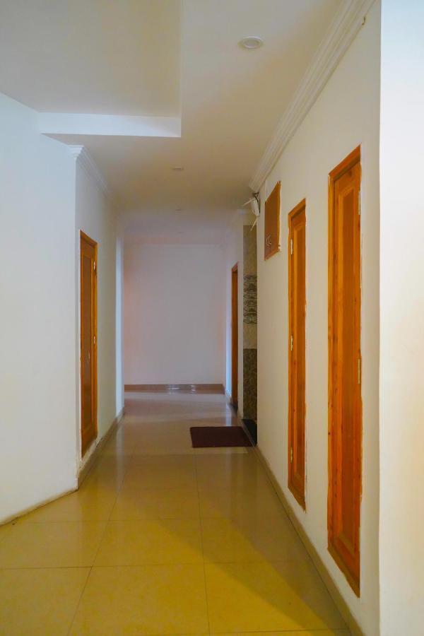 Hotel Akash Regency Manāli Kültér fotó